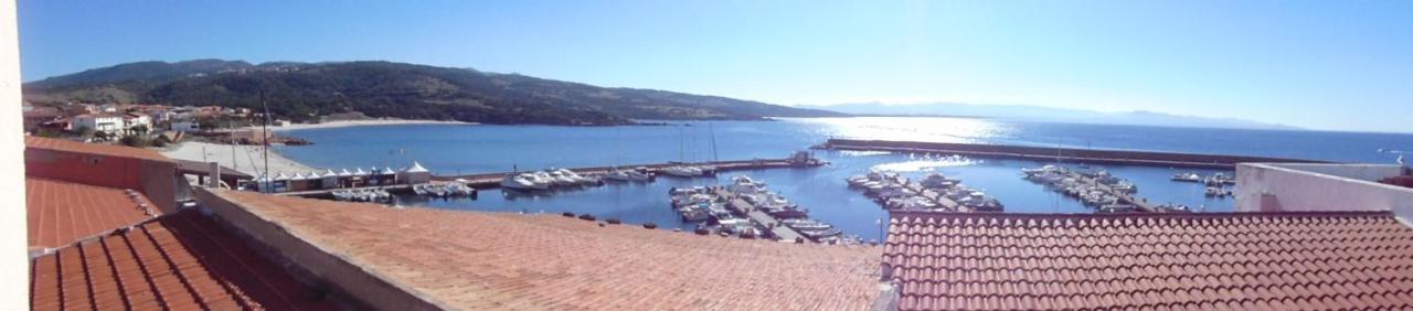 Appartamento Fronte Mare Attico Indipendente Ed Esclusivo Con Terrazza Panoramica Isola Rossa (Sassari)